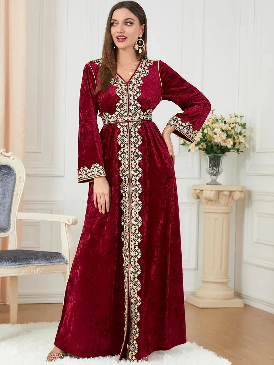 Dubai Velvet Arabian Dress Women Kimono Jubah Long Robe, with a hint of elegance and comfort.