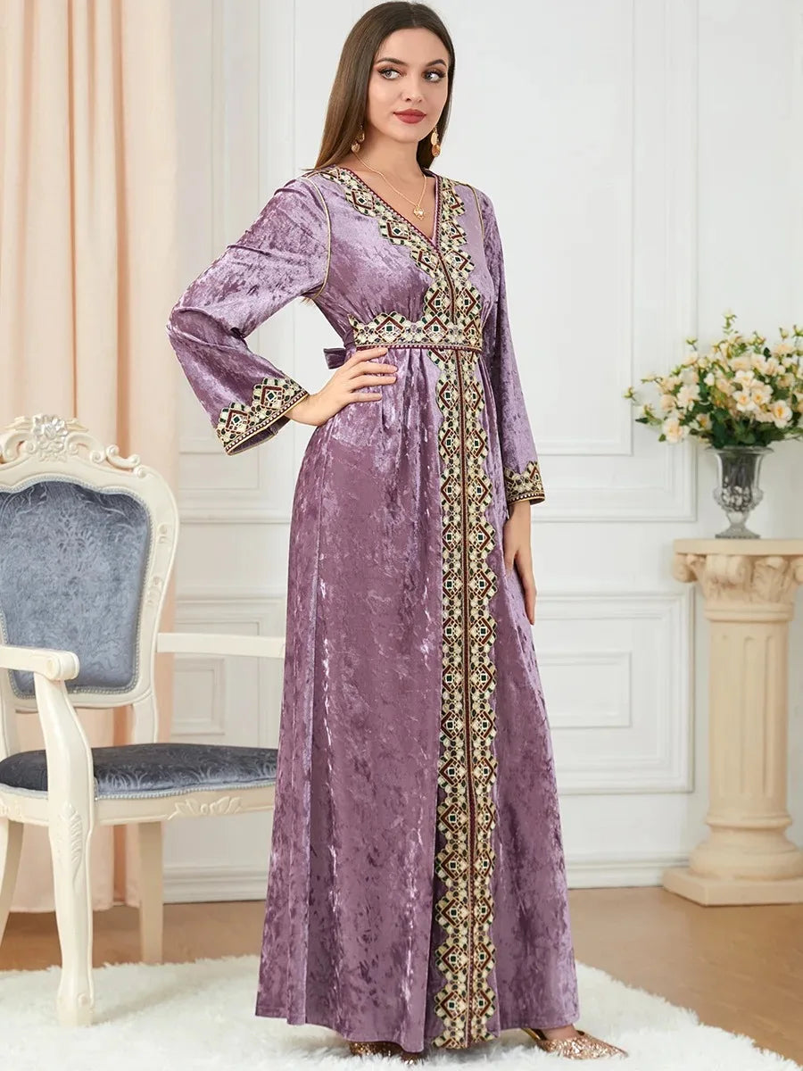 Dubai Velvet Arabian Dress Women Kimono Jubah Long Robe, with a hint of elegance and comfort.